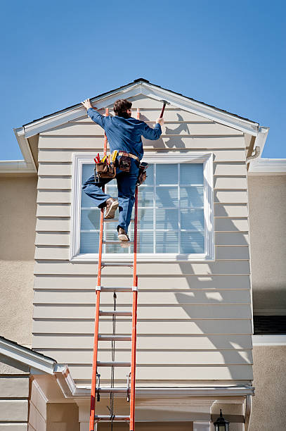 Best Demolition Debris Removal  in Lewiston, CA